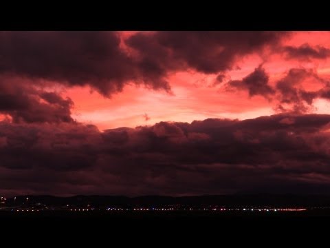 仙台空港台風一過の夕焼け Beautiful Red Sky after typhoon and plane spotting at Japan Sendai Airport 飛行機離着陸
