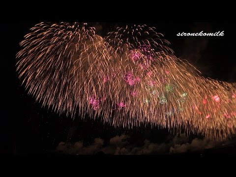 長岡花火大会 米百俵 12 inch shells 100 shots wide display | Japan Nagaoka Fireworks festival 2014 尺玉100連発