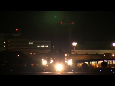 成田国際空港夜景 Night Plane spotting at Japan Tokyo Narita International Airport さくらの山公園 飛行機動画