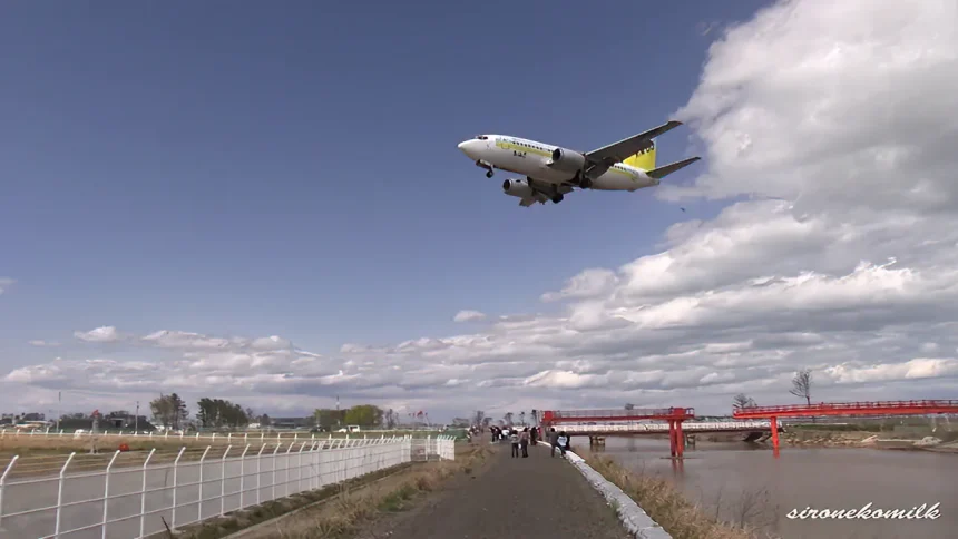 Plane Spotting at Sendai Airport in 2013 Winter