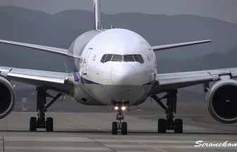 ANA BOEING 777-200 JA706A Landing & Take off at Sendai Airport