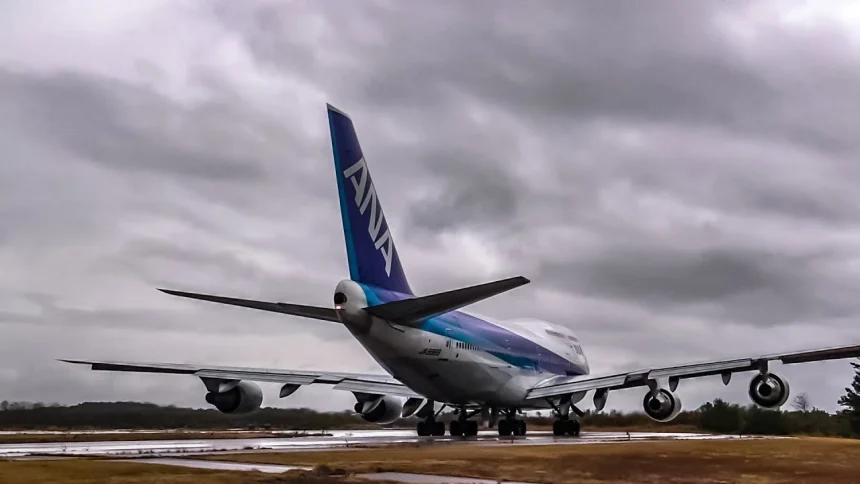 All Aircraft Retired from Japan ANA's Jumbo Jet Boeing 747-400 Memorial Flight
