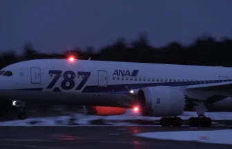 ANA BOEING 787-8 Landing & Take off at Akita Airport in Winter