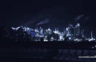 Higashi-ku, Niigata City, Niigata Prefecture, where you can enjoy a cool factory night view