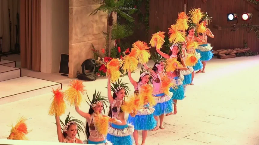 Spa Resort Hawaiians Hula Girl's Dance performance | Iwaki, Fukushima Japan
