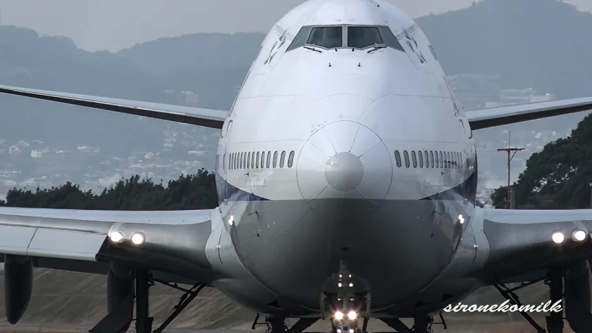 ANA BOEING 747-400(D) Landing & Take off at Osaka Int'i Airport