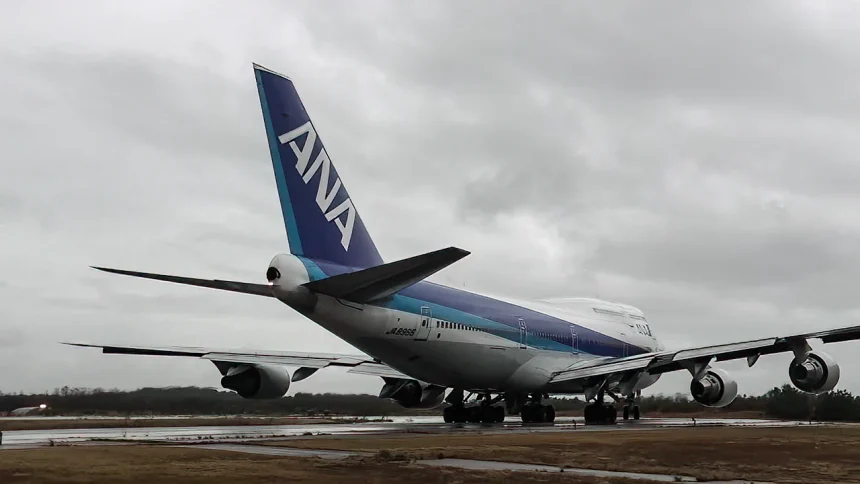 ANA BOEING 747-400(D) Landing & Take off at Komatsu Airport