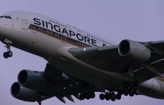 Singapore Airlines Airbus A380 Landing to Tokyo Narita International Airport