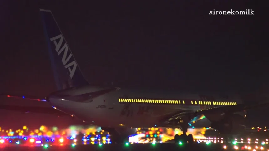 Night View of Sendai Airport & ANA Star Wars Jet Boeing 767-300ER Take off