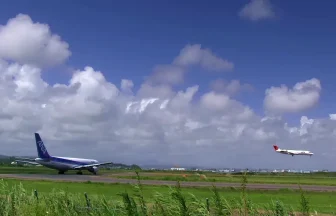 30 minutes Plane Spotting videos at Sendai Airport in Summer 2012