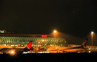Night Plane Spotting at Sendai Airport in Miyagi Japan 2012